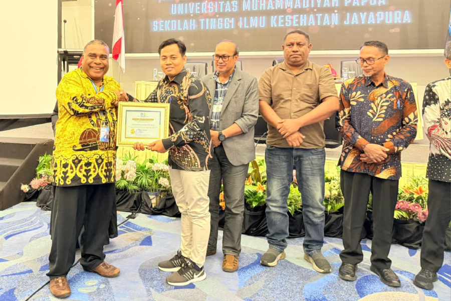 STIS Teminabuan Raih Penghargaan Pelaporan PDDIKTI Terbaik dari LLDIKTI Wilayah XIV